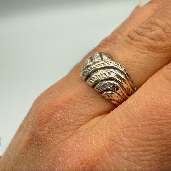 Silver Textured Ring Size 7.5 - Picture 5 of 14